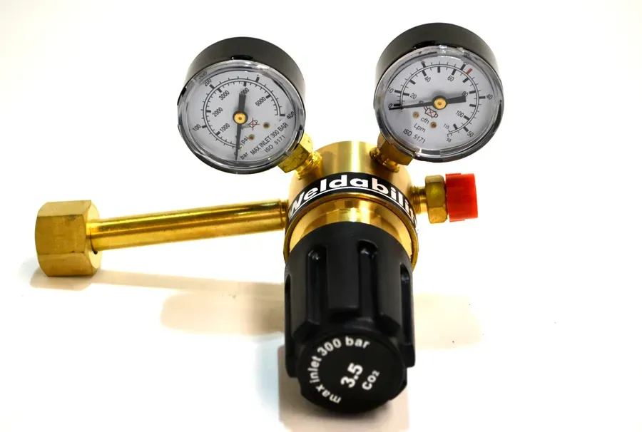 Single-Stage Regulator, Ext. Side-Entry, BS EN ISO 2503 — 3.5 Bar — image 2