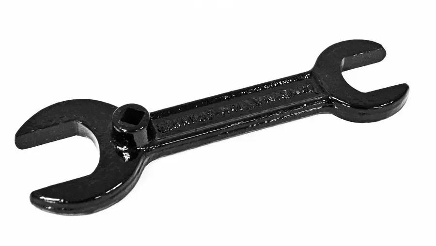 Drop-Forged Combination Spanner with Cylinder Key — image 2