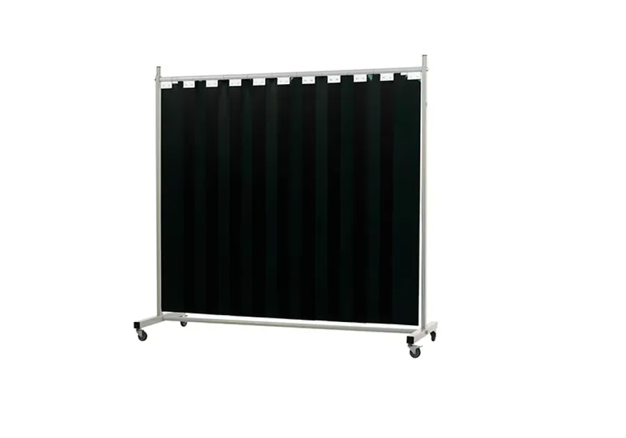 Robusto Swivel Arm w/ Strip Curtain — Dark Green, 110cm