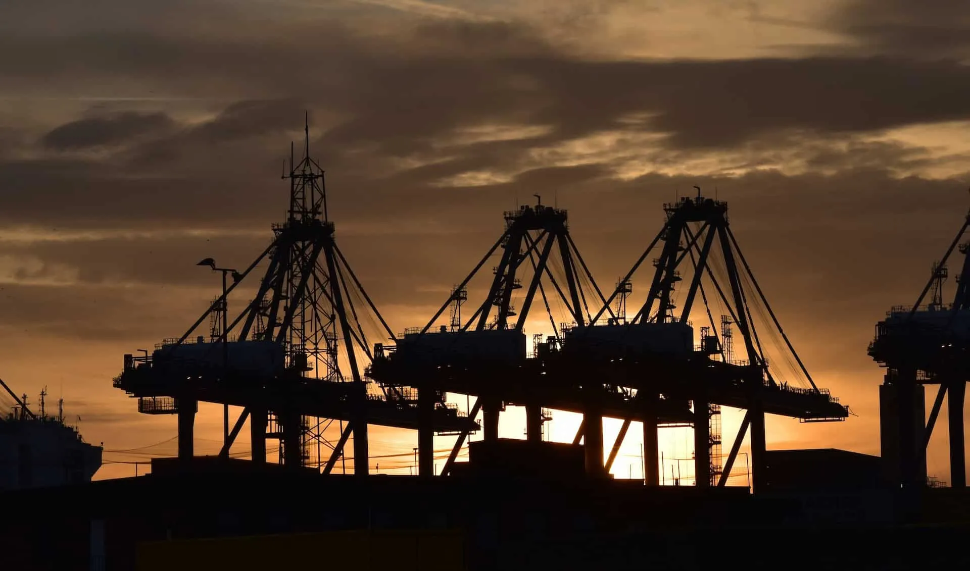 Rapid Response – The Avonmouth Docks Emergency Repair with SIF's Support