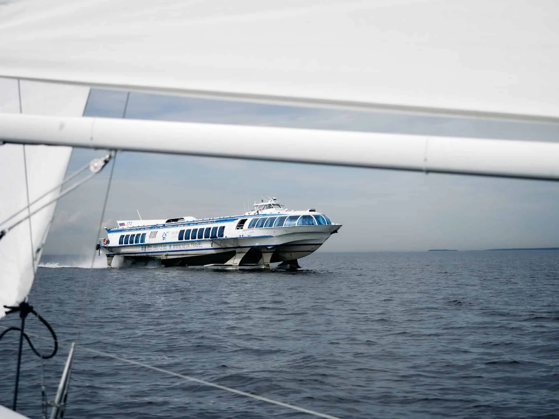 Revolutionizing Marine Engineering – The Aluminium Hydrofoil by Vosper Thornycroft with SIF's Support